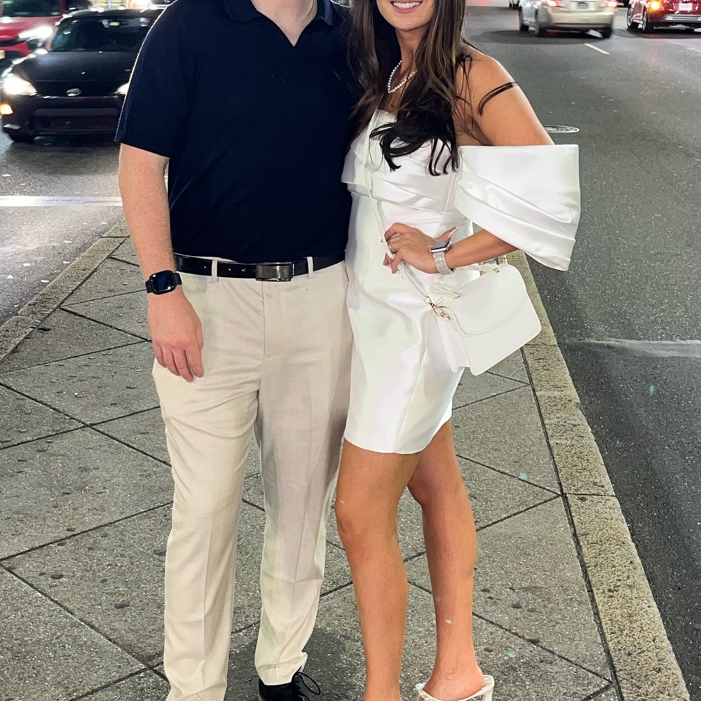 Selfie Leslie Elegant White Mini Dress